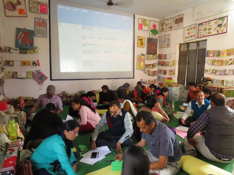 Neenv: A Professional Learning Community for Collaborative Growth